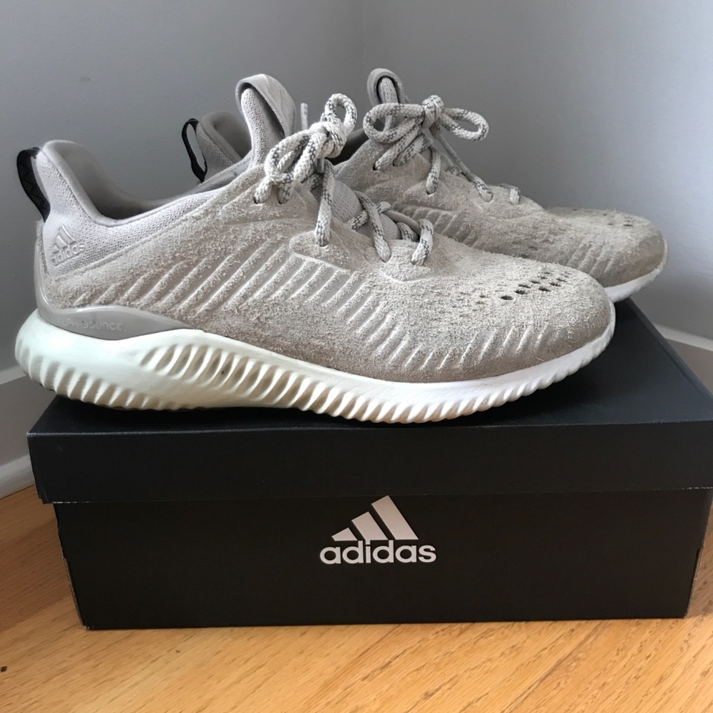 Adidas AlphaBounce LEA running shoes
